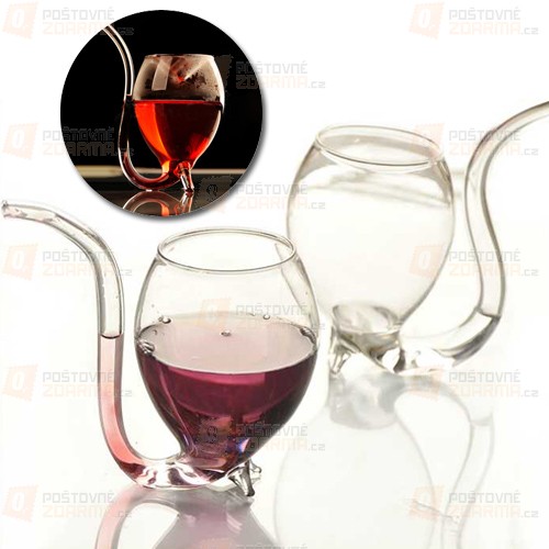 Originální designová sklenička na víno