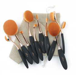 Sada oválných štětců na make-up