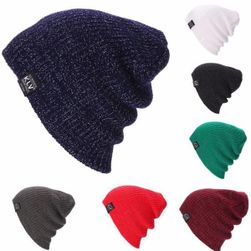 Unisex zimní čepice v různých barvách