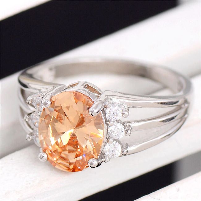 Prsten s oranžovým kamínkem 1