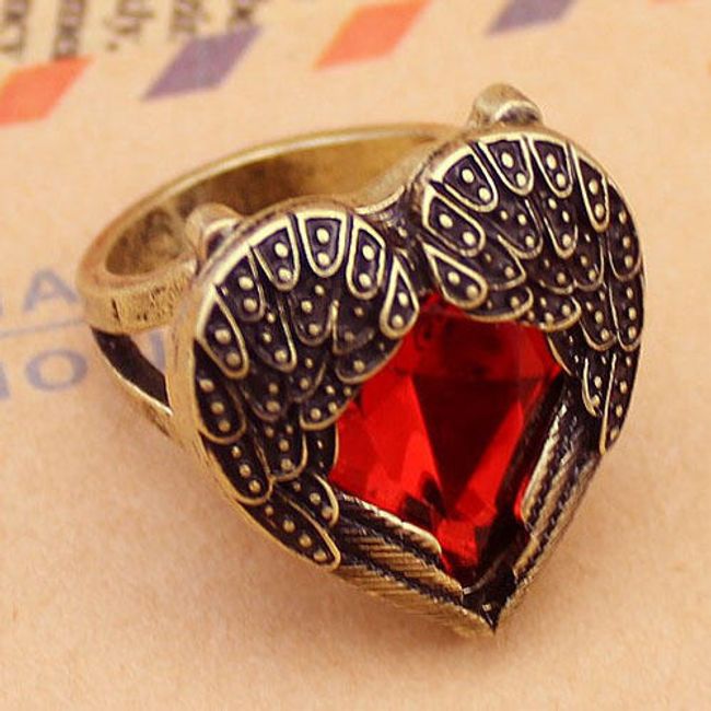 Vintage pierścień z czerwonym kamieniem 1