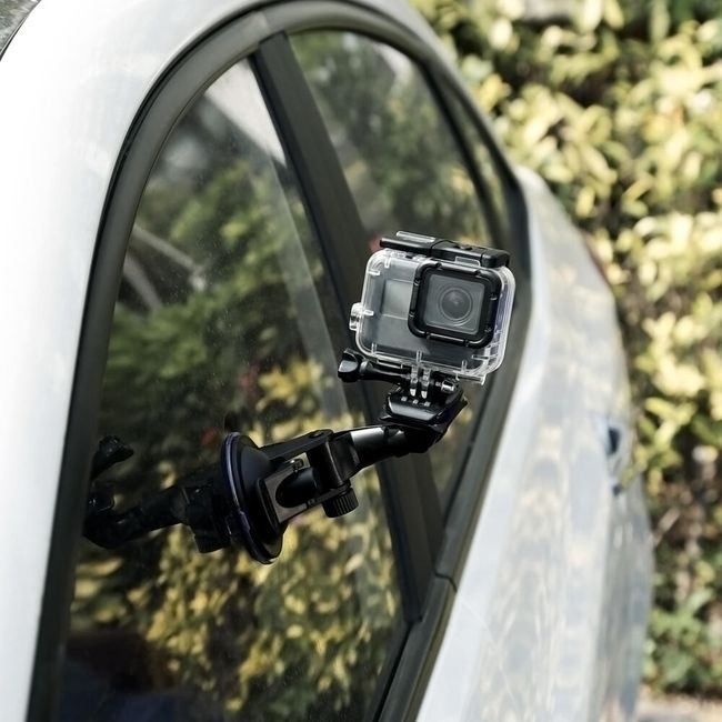 GoPro přísavný držák do auta 1