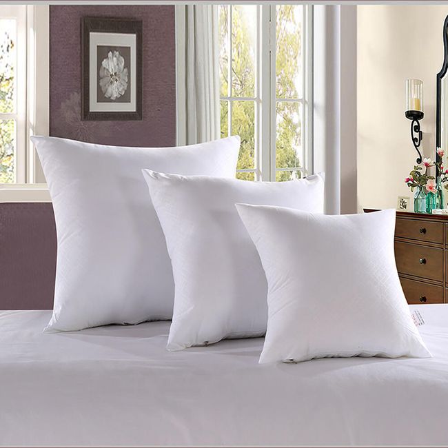 Мека възглавница в три размера - бял цвят 1