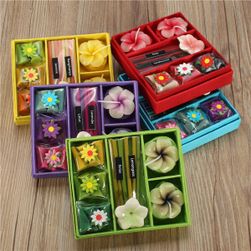 Cutie aromatică în diferite parfumuri