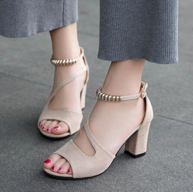 Women's sandals on a heel Elisa 1