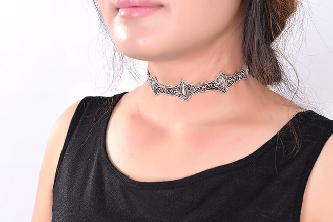 Vintage kovový choker náhrdelník 1