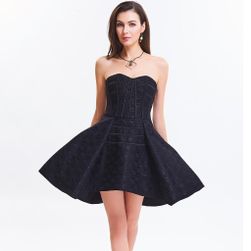 Rochie de seară cu corset în negru