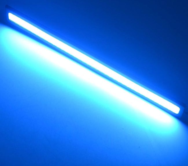 COB LED světelný pásek na automobil - více barev 1