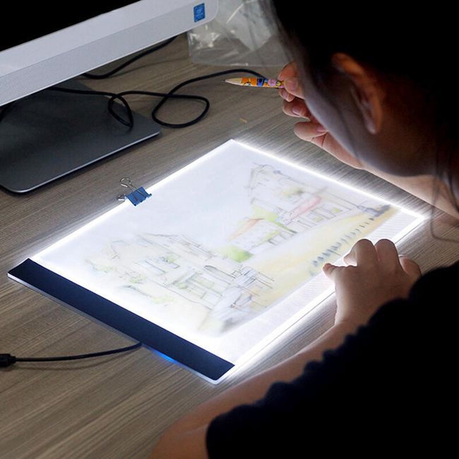 Osvetljena LED tabla za crtanje 1