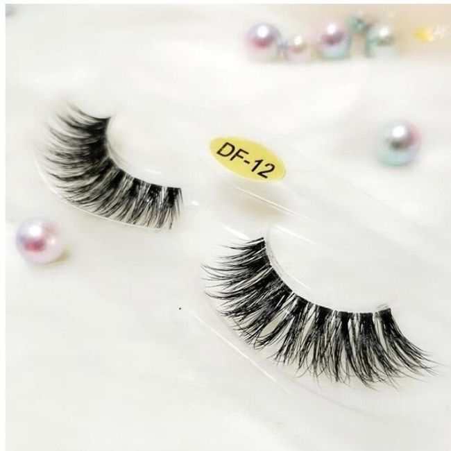 Fake eyelashes CC2 1