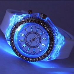 Дамски часовник с LED подсветка
