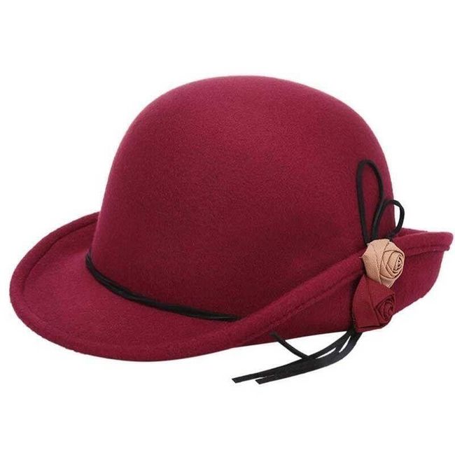 Елегантна шапка с розети - 5 цвята 1