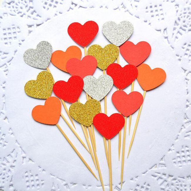 10 kusů dekoračních párátek se srdcem - více barev 1
