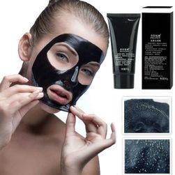 Črna maska za čiščenje kože s pilingom