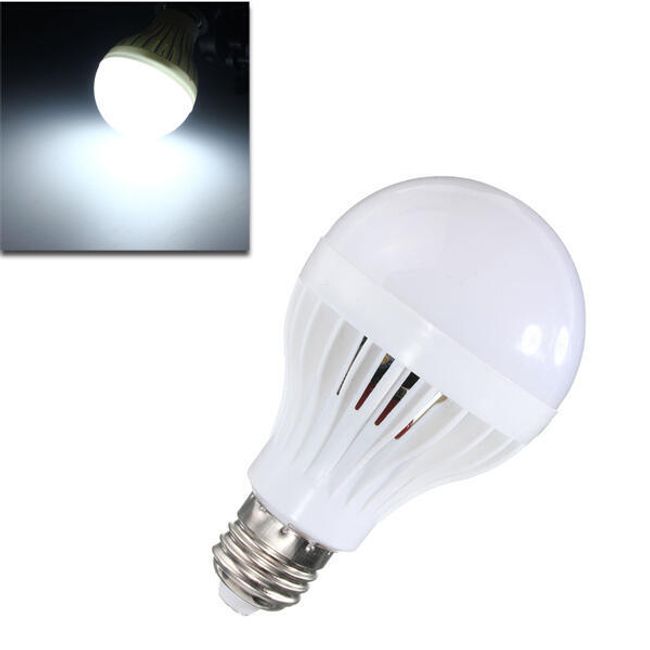 9W LED žárovka s pohybovým senzorem 1