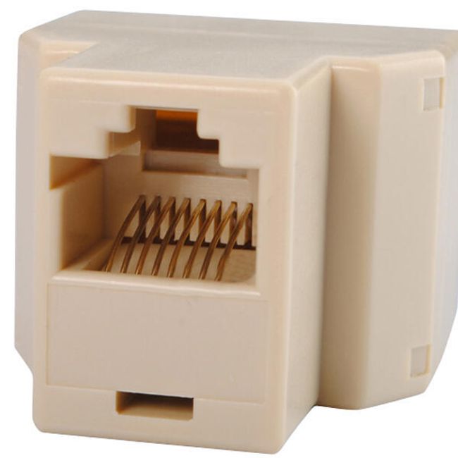 Ethernet delilnik - priključki RJ45 1