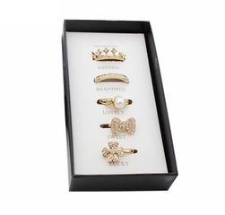 Set od 5 prelepih prstenova u zlatnoj boji 