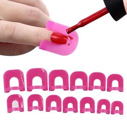 Set plastičnih šablona za lakiranje noktiju