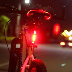 Hátsó LED kerékpárfény - 3 szín