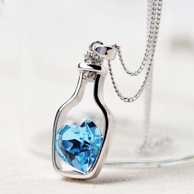 Elegantní náhrdelník s láskyplným vzkazem v láhvi 1