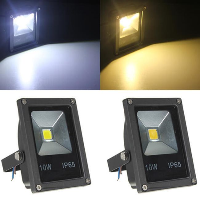 Úsporný LED reflektor - 10 W 1