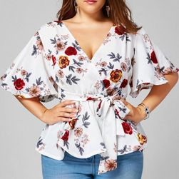 Дамска блуза с цветя - плюсови размери