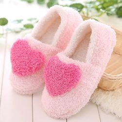 Plush slippers B05513