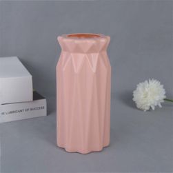 Decorative vase TErr