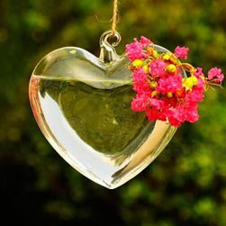Závesná váza v tvare srdca