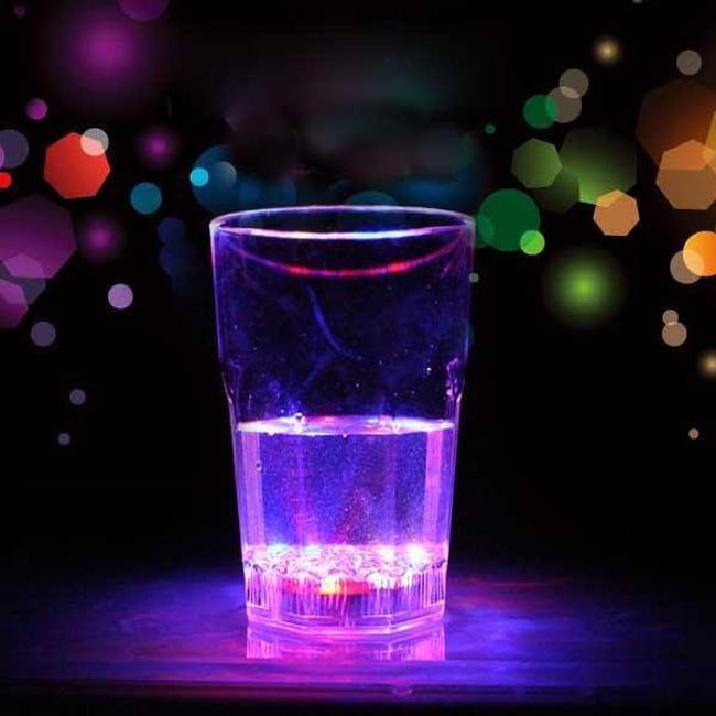 Indukční LED sklenička na whisky / víno 1