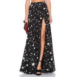 Ženska maxi suknja sa zvjezdicama i prepoznatljivim prorezom