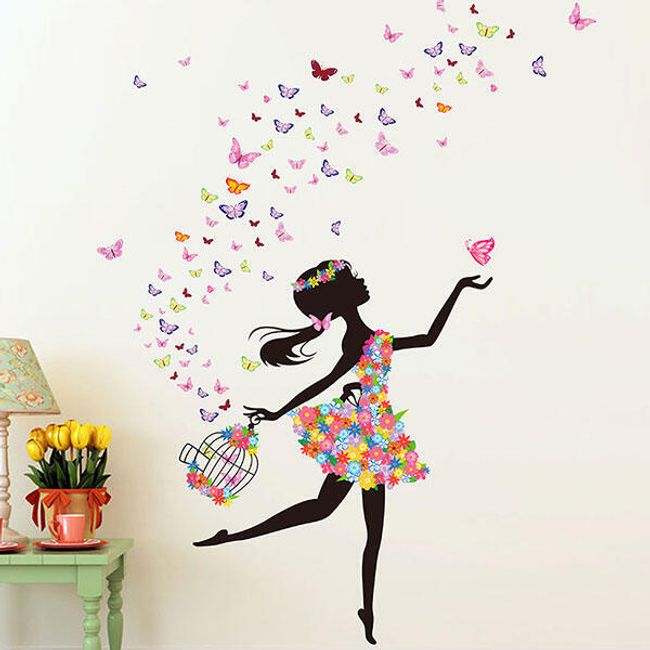Samolepka na zeď - dívka s motýlky 1