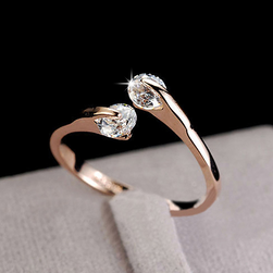 Дамски пръстен с очарователни кристали
