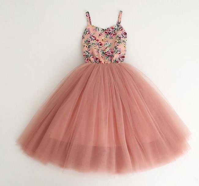Dievčenské šaty s naberanou sukňou 1