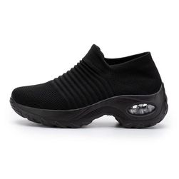 Ženski slip-on športni copati Kiki