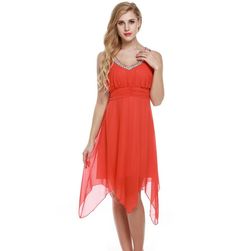Елегантна рокля с пайети на деколтето - 4 цвята