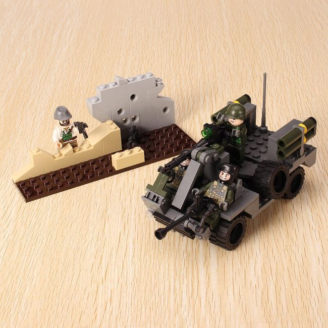 Dětská stavebnice - vojenské vozidlo 1