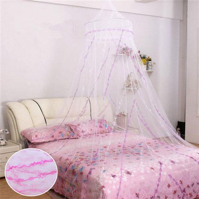 Romantická moskytiéra nad postel  1