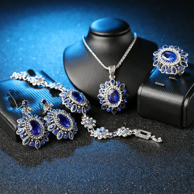 Set de bijuterii de culoare albastra 1
