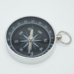 Kompas s krúžkom na uchytenie