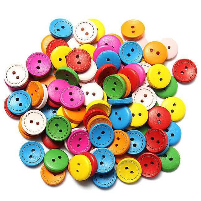 100 kosov barvnih gumbov 1