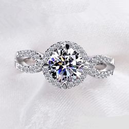 Dámský prsten s vystouplým kamenem - stříbrná barva
