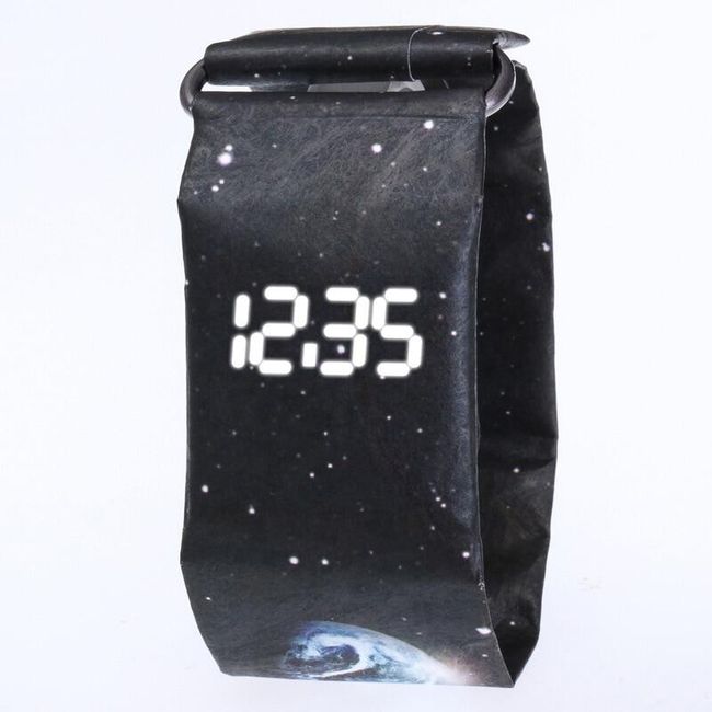 Cyfrowy zegarek DH22 1