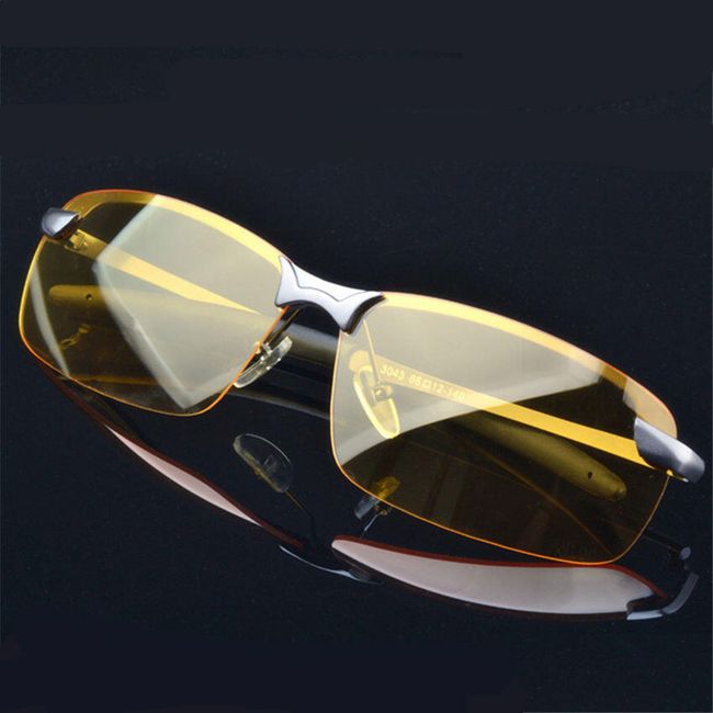 Okulary przeciwsłoneczne z żółtymi szkłami 1