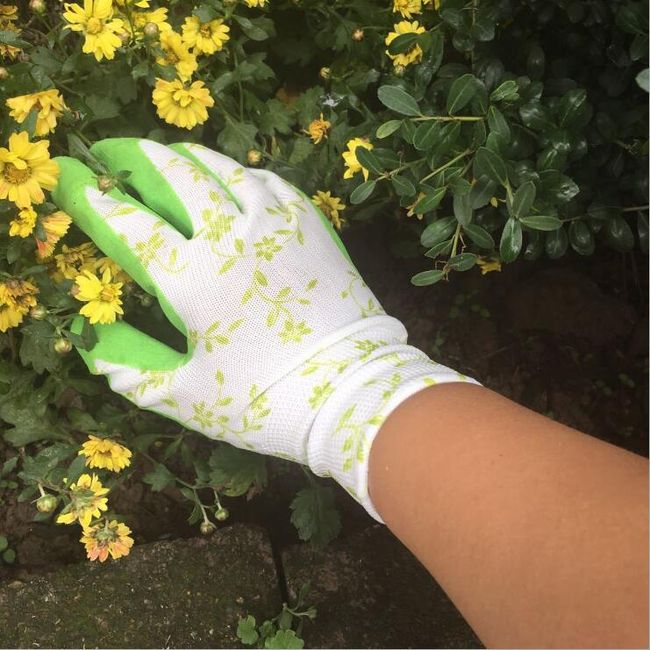 Rękawiczki ogrodowe z nadrukiem kwiatów - 2 kolory 1