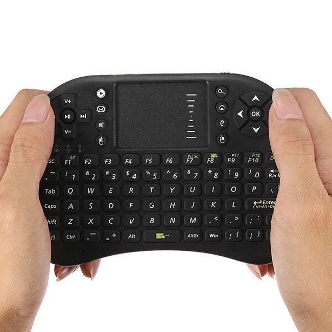 Mini bezdrátová klávesnice s touchpadem 1