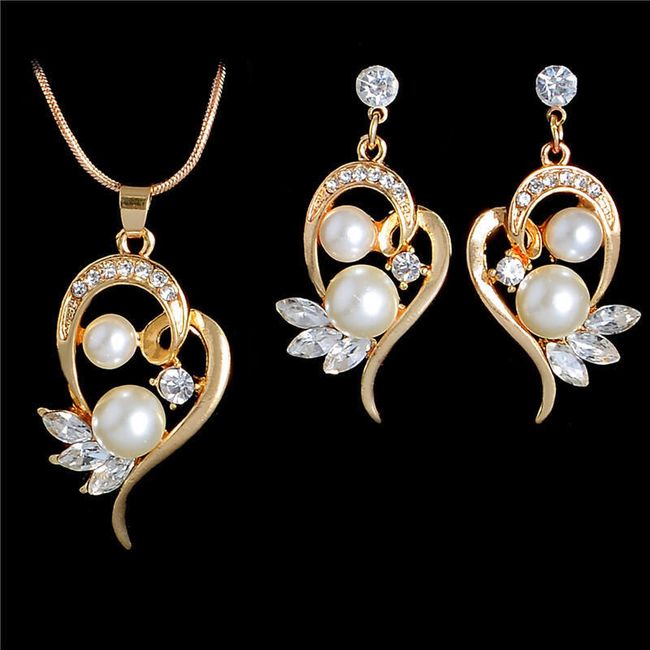 Sada šperků zdobených perličkami 1