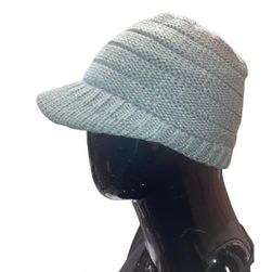 Дамска плетена шапка с козирка z.h.a, Цвят: ZO_2a8ce7b8-7fb1-11ee-a5fb-9e5903748bbe