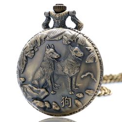 Kapesní hodinky s čínským znamením psa