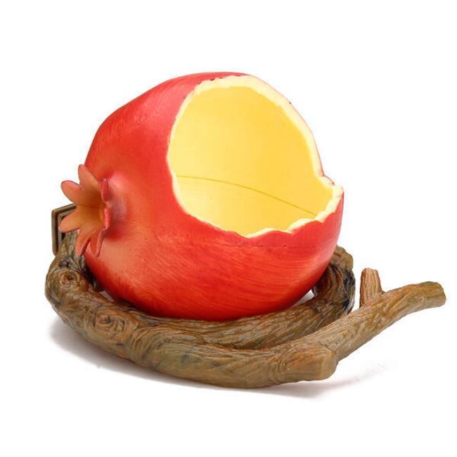 Krmítko pro ptáčky v podobě granátového jablka 1